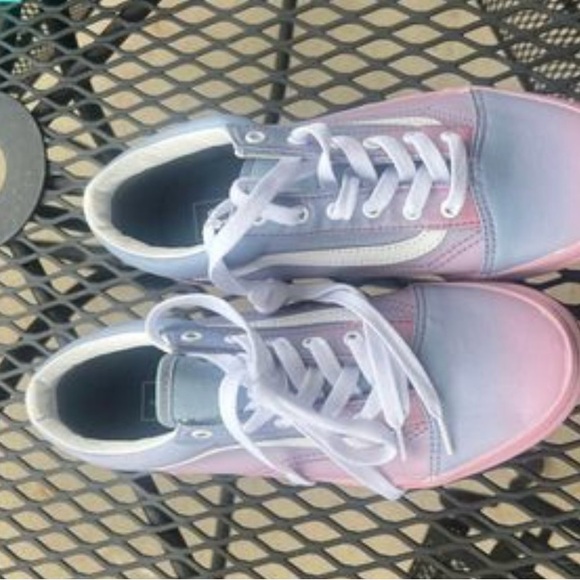 Vans women’s 8 - Picture 3 of 3